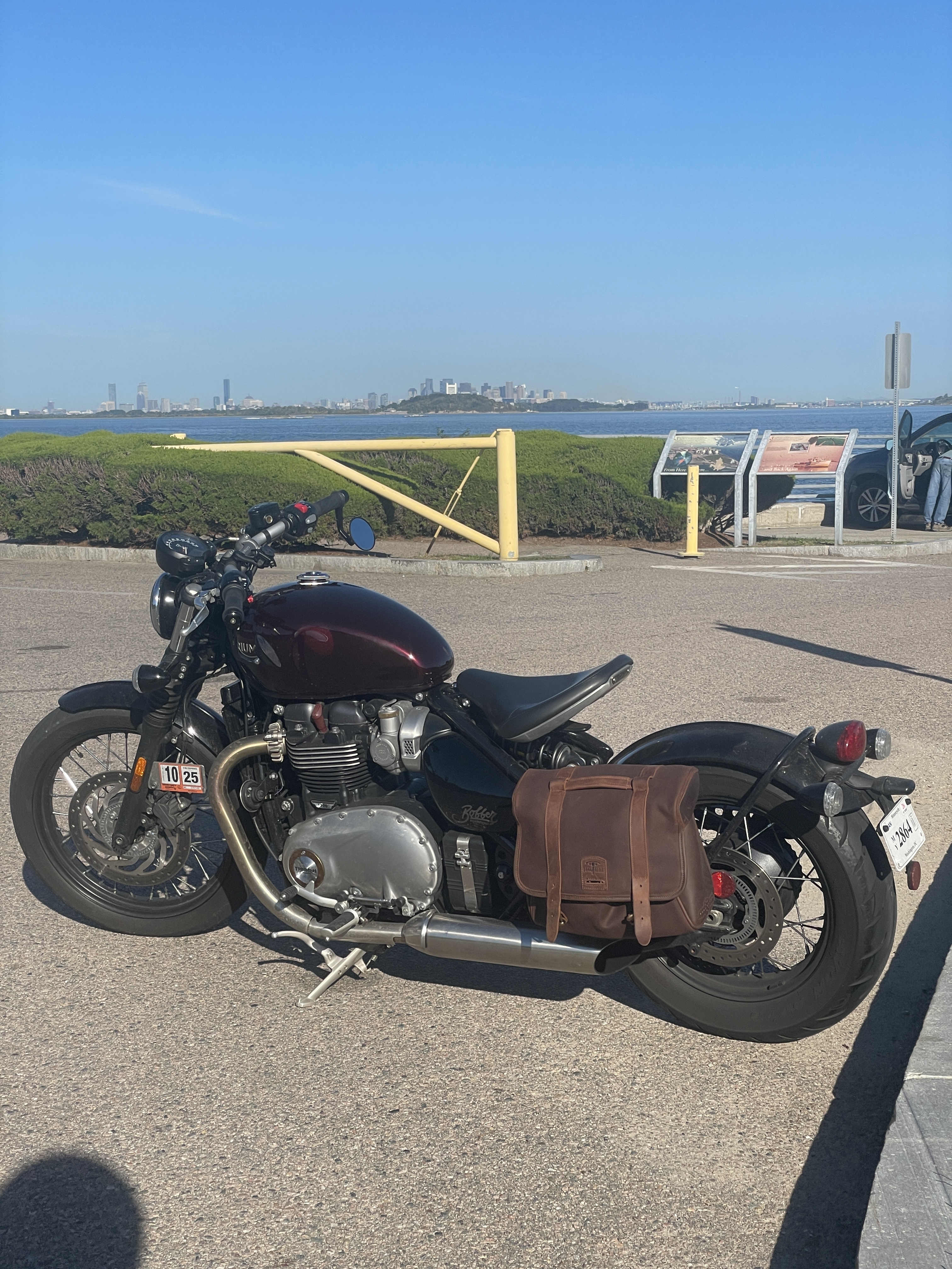 2017 Triumph BONNEVILLE BOBBER BASE in boston MA