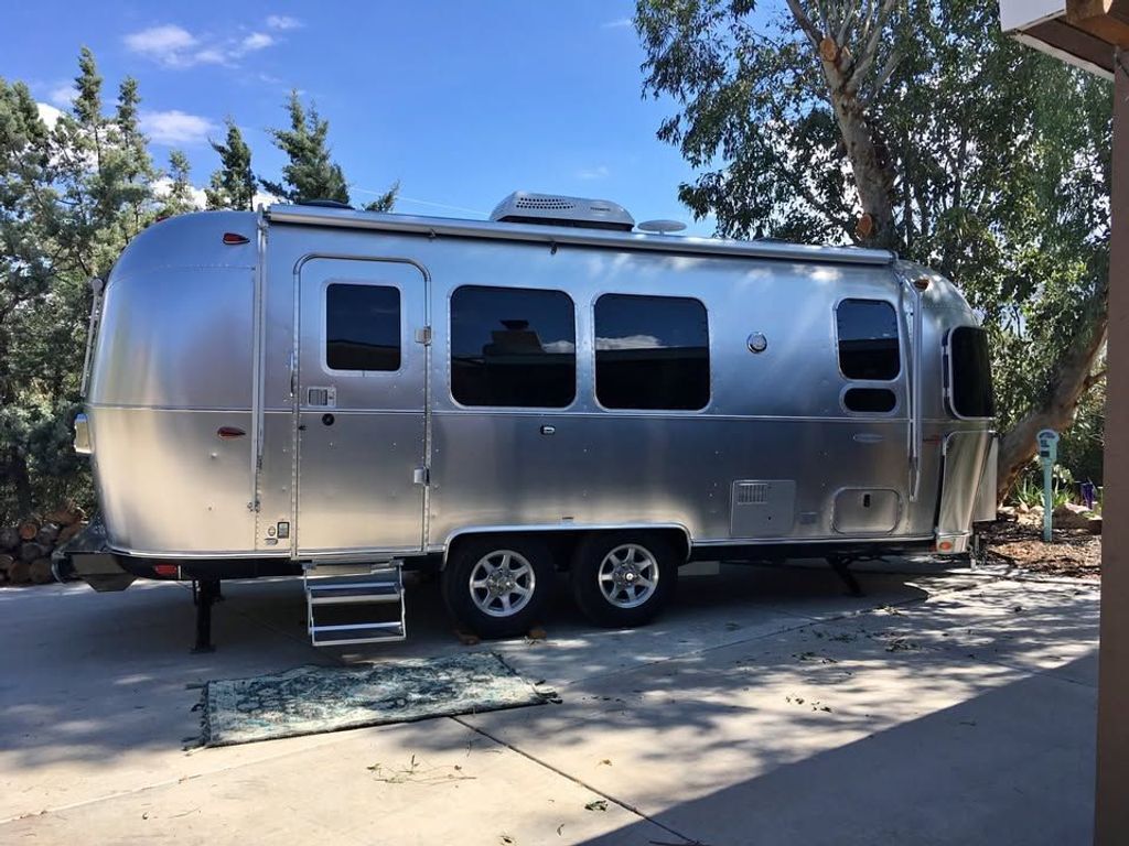 2019 Airstream Flying Cloud 23FB Queen in sioux falls SD
