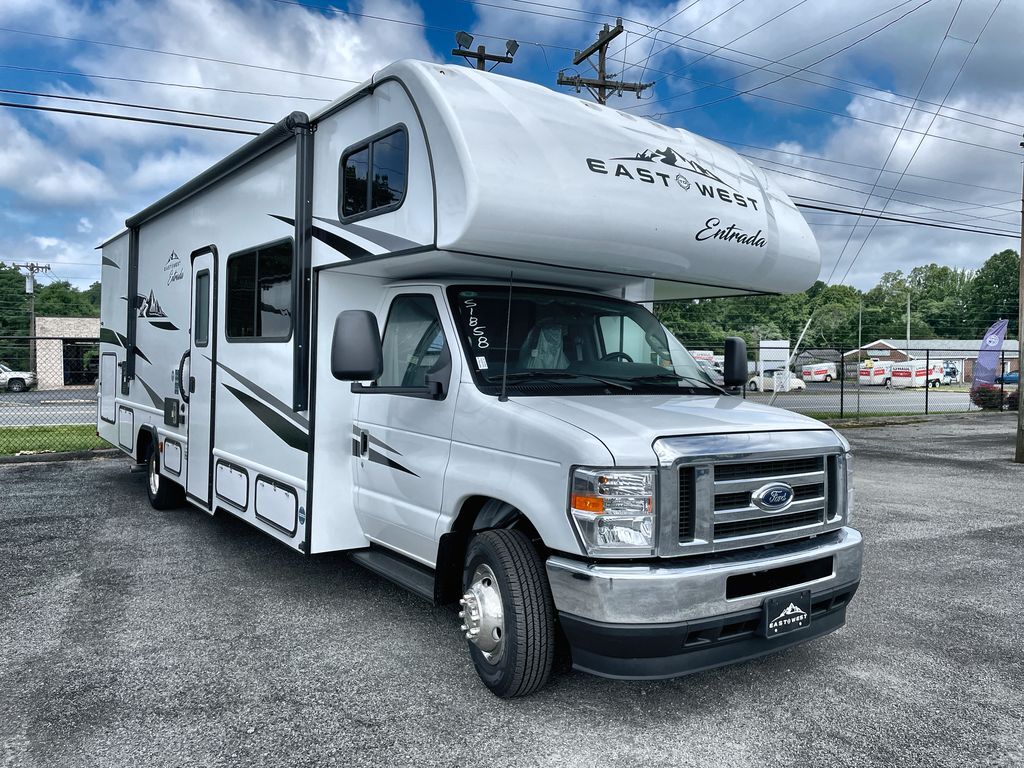 2025 East To West Entrada 3100FB in rural hall NC