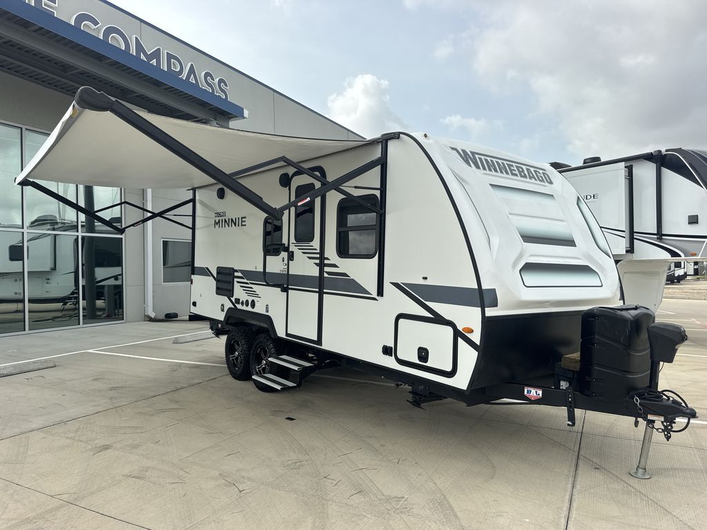 2022 Winnebago Micro Minnie 2108TB in katy TX