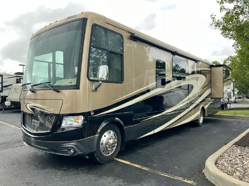 2015 Newmar Canyon Star 3914