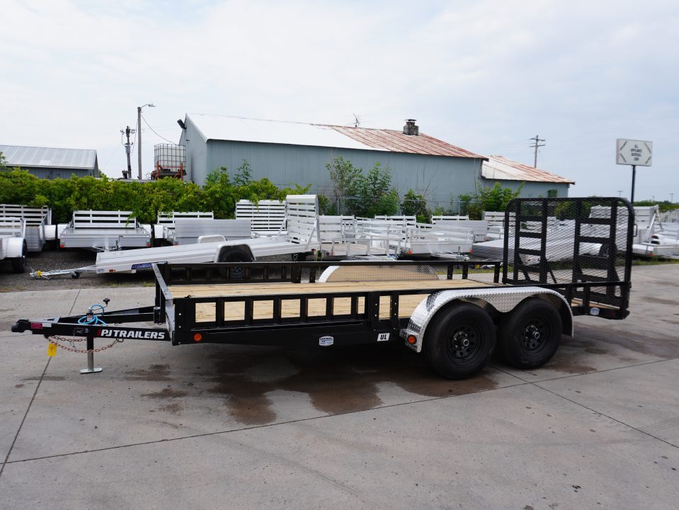 2027 PJ Trailers UL 83''x16ft in East Bethel, MN