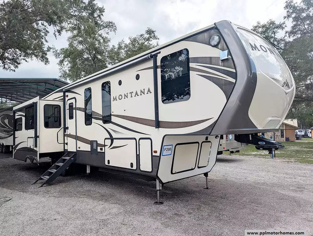 2017 Keystone Montana 3950BR in summerfield FL