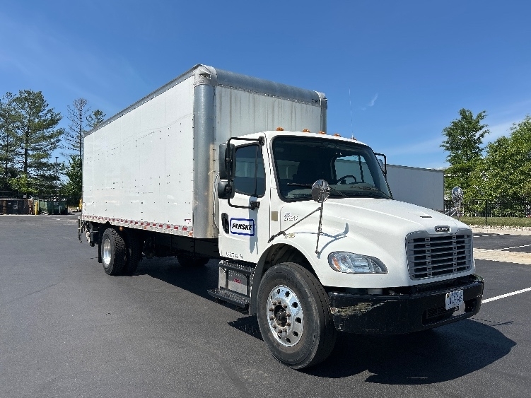 2019 FREIGHTLINER BUSINESS CLASS M2 106 in Manassas, VA