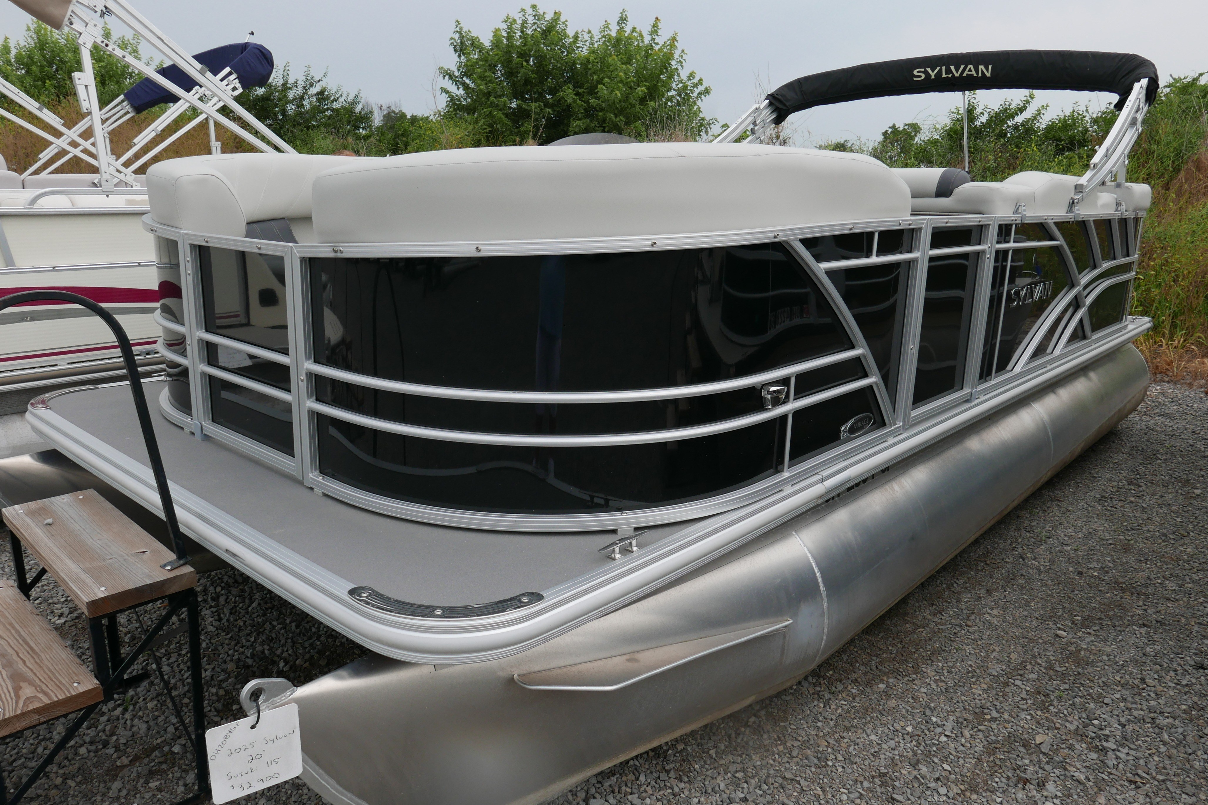2025 Sylvan Mirage 820 Cruise 8522 CLZ in huntsville OH