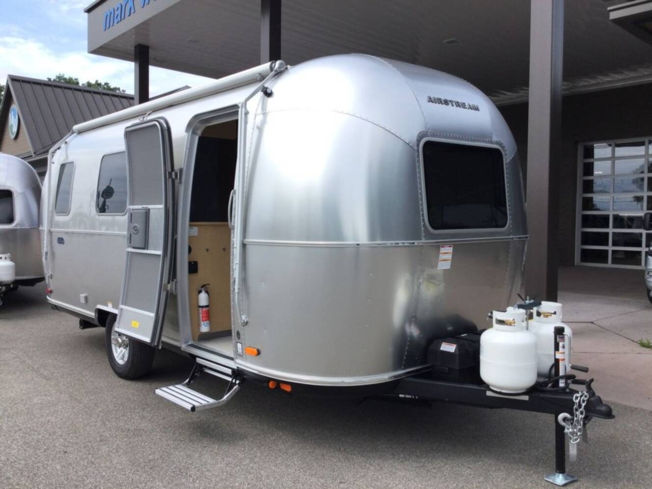 A photo of this 2027 Airstream WORLD TRAVELER 22RB