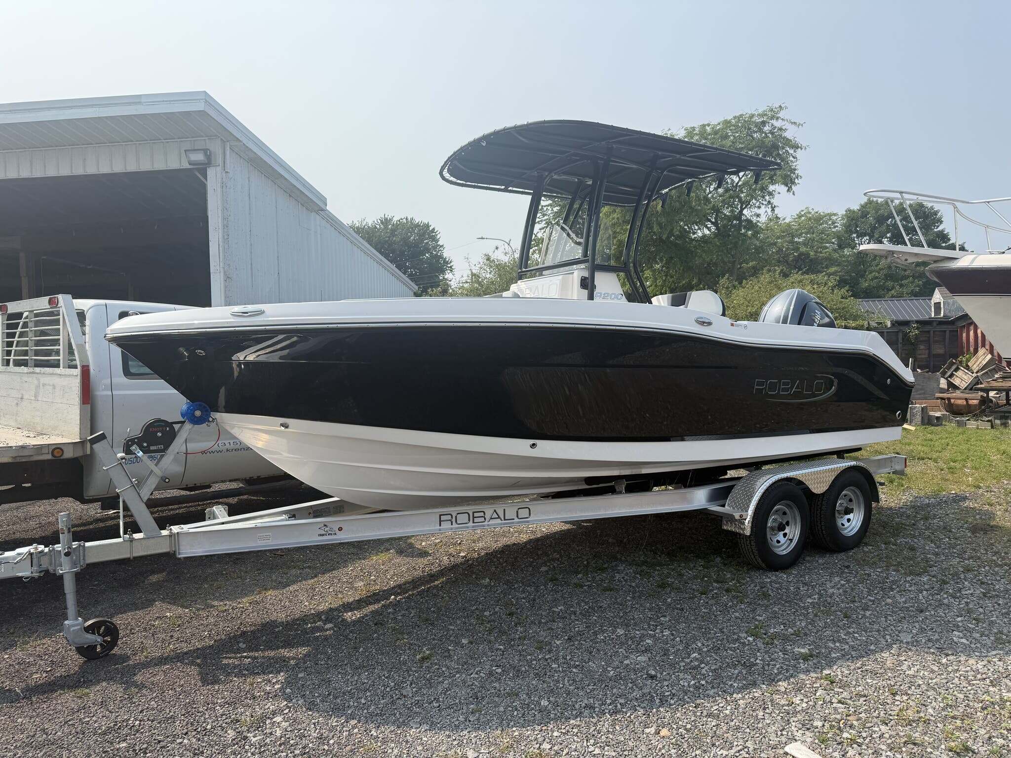 2027 Robalo R 200 NAN in sodus point NY