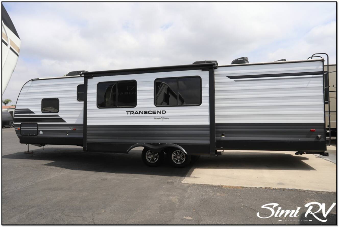 A photo of this 2021 Grand Design Transcend 32BHS