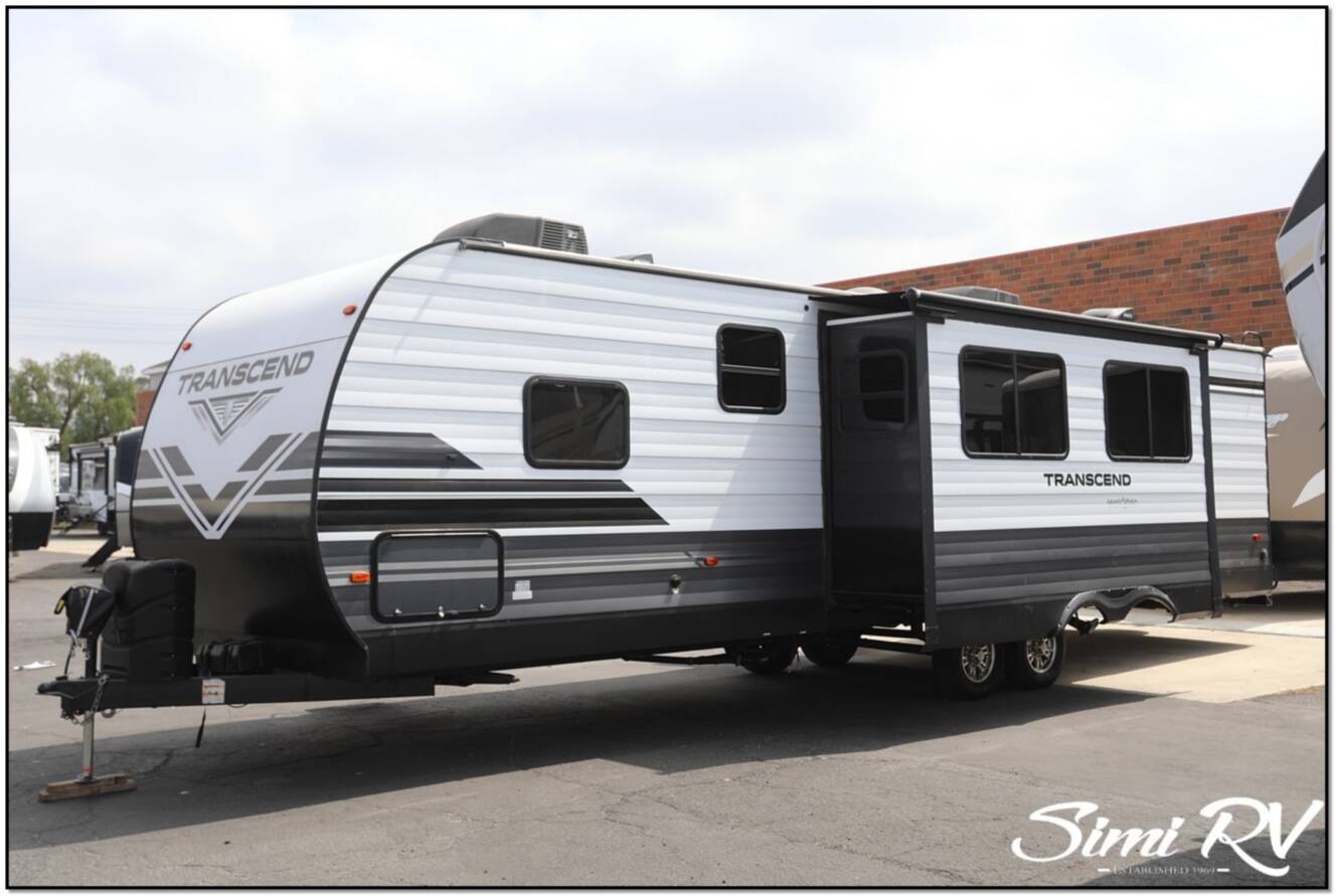 A photo of this 2021 Grand Design Transcend 32BHS