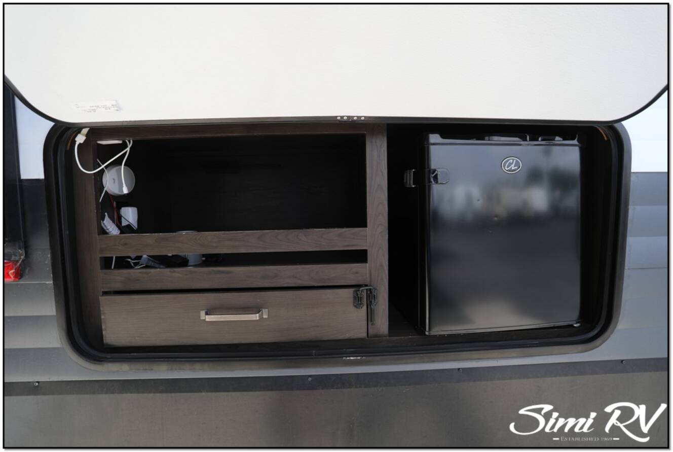 A photo of this 2021 Grand Design Transcend 32BHS
