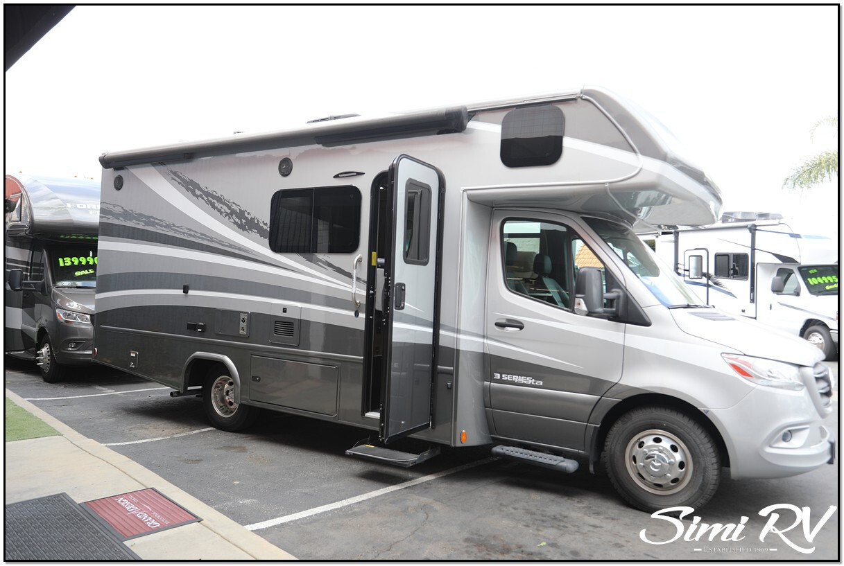 2024 Dynamax Isata 3 Series 24FW in simi valley CA