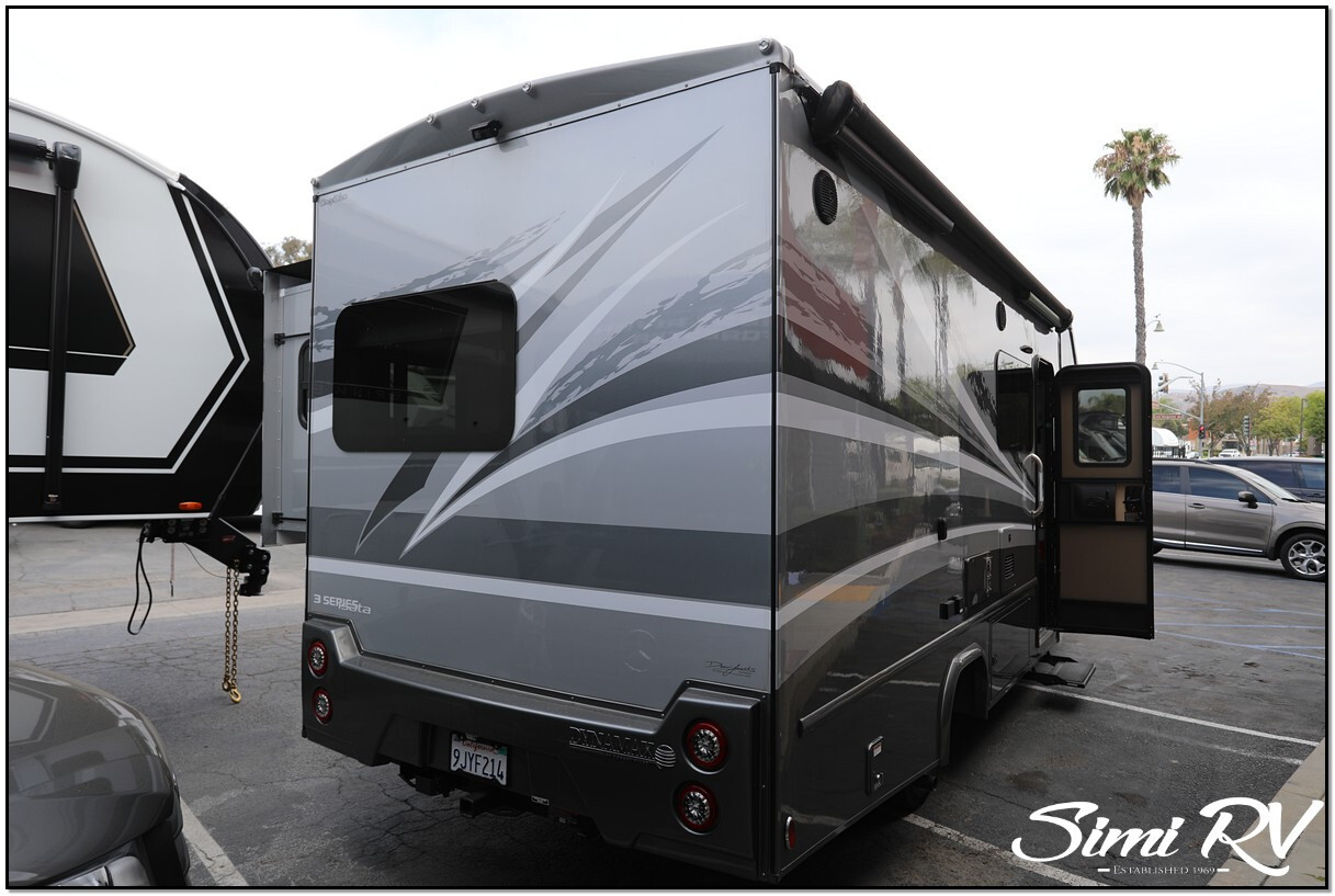 2024 Dynamax Isata 3 Series 24FW in simi valley CA
