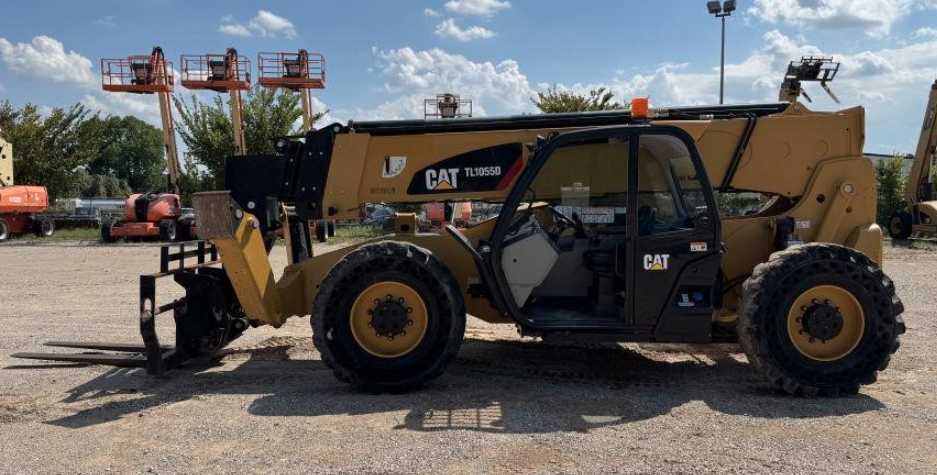 2018 Caterpillar Lift Trucks TL1055D in Bristol, PA