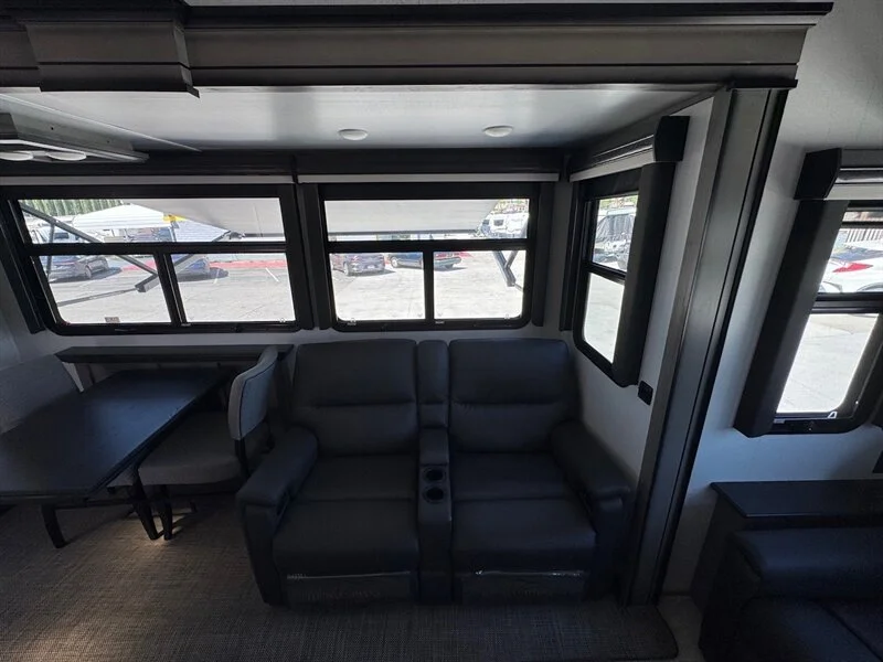 2024 KEYSTONE MONTANA 3231CK