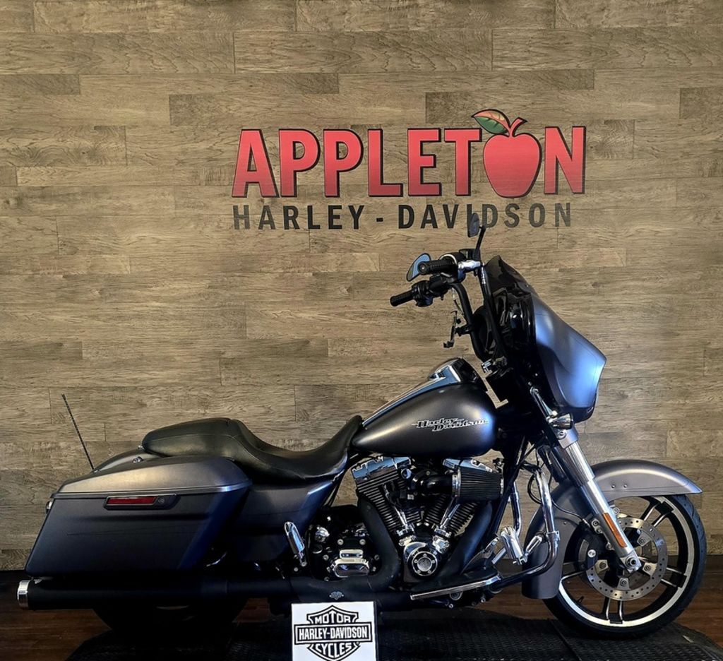 2016 Harley-Davidson® FLHXS - Street Glide® Special SPECIAL in Clarksville, TN