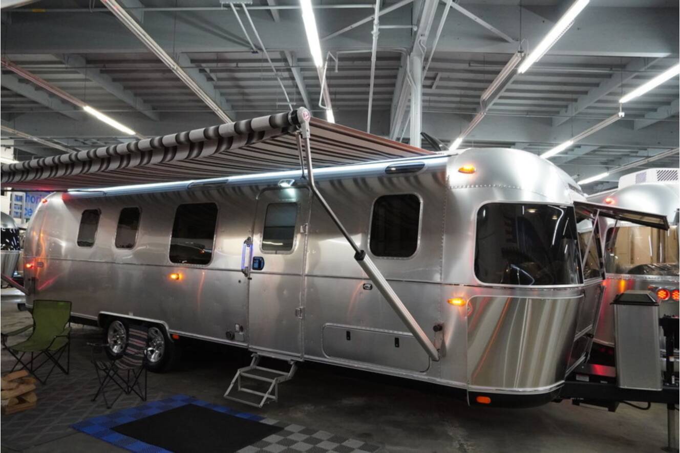 A photo of this 2026 Airstream Classic 33FBT