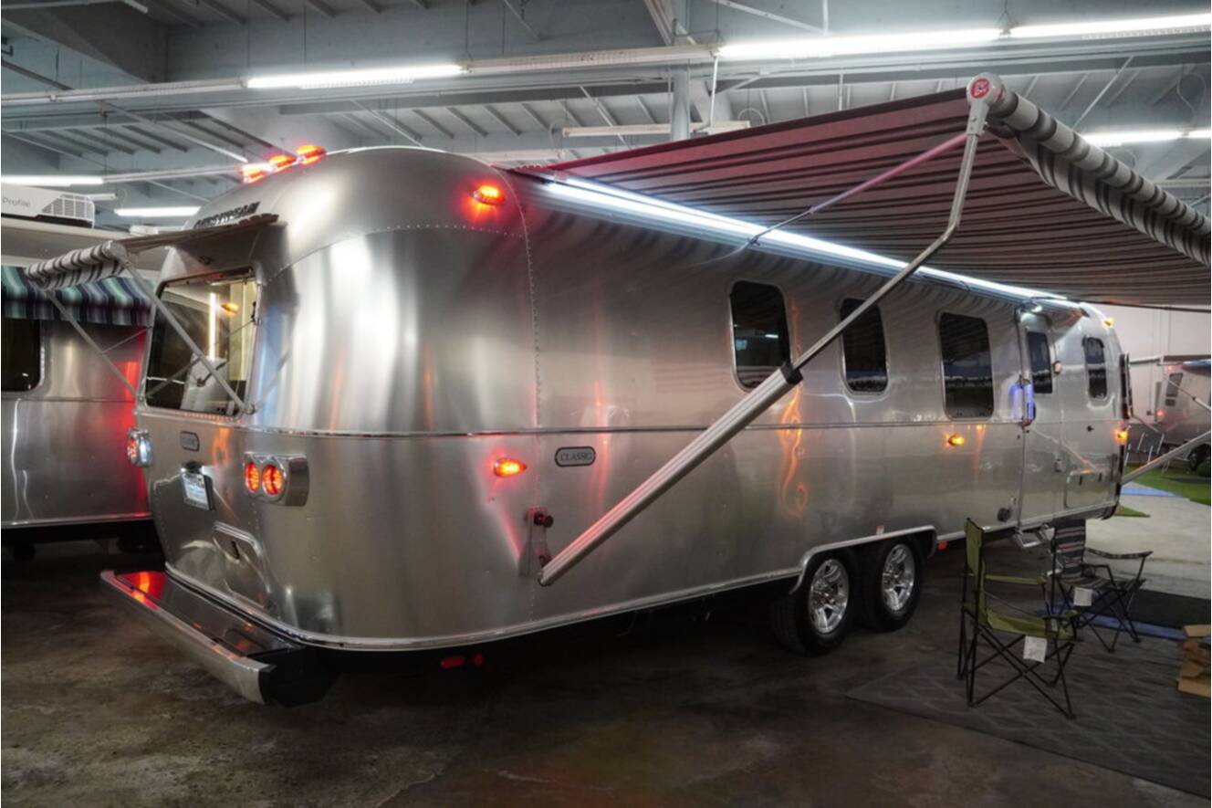 A photo of this 2026 Airstream Classic 33FBT