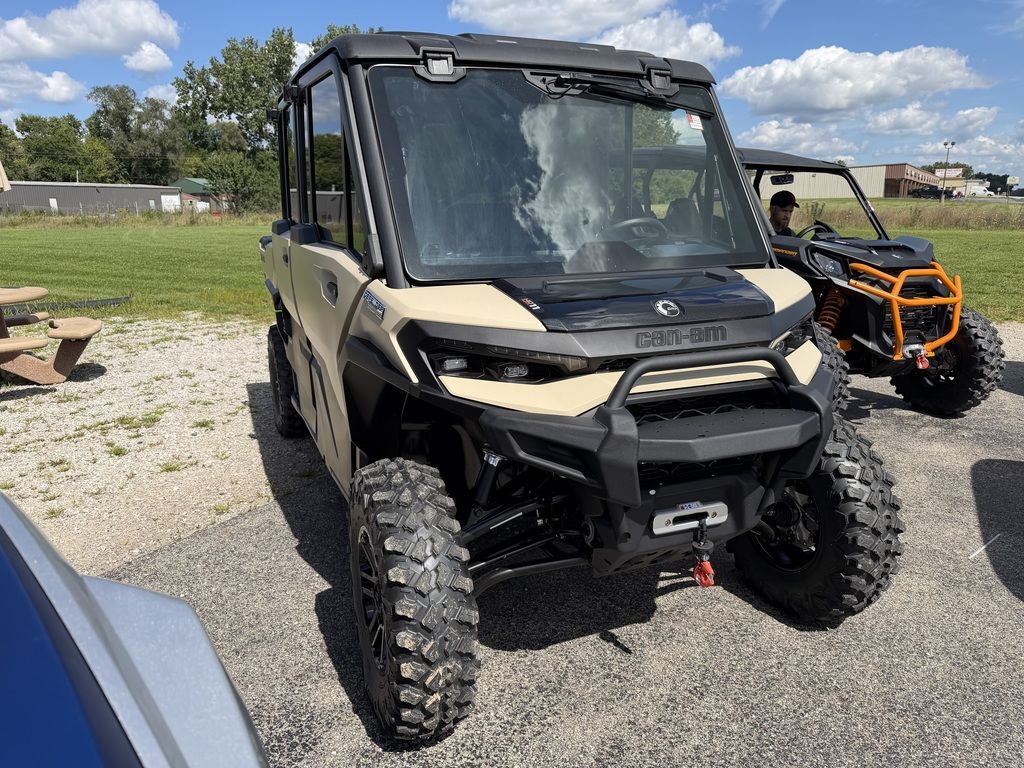 2026 Can-Am Defender MAX Limited HD11 Desert Tan & Carbon Black UTV/Utility ATV