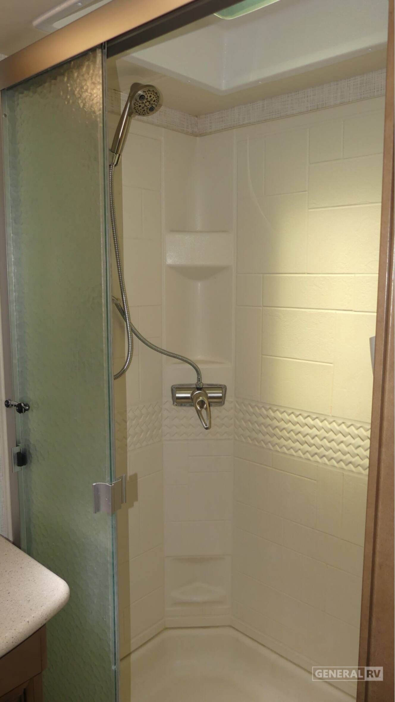 A photo of this 2020 Newmar BAY STAR 3626