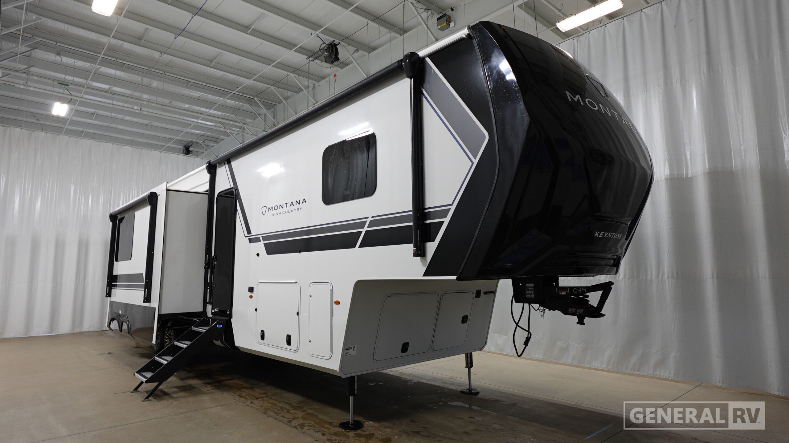 2027 Keystone Montana High Country 391TB in birch run MI