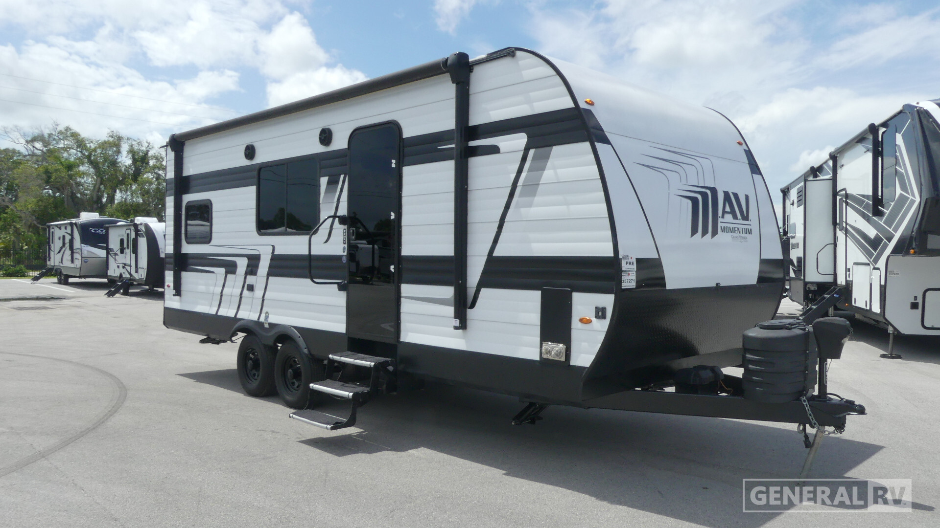 2024 Grand Design Momentum MAV 22MAV in fort pierce FL