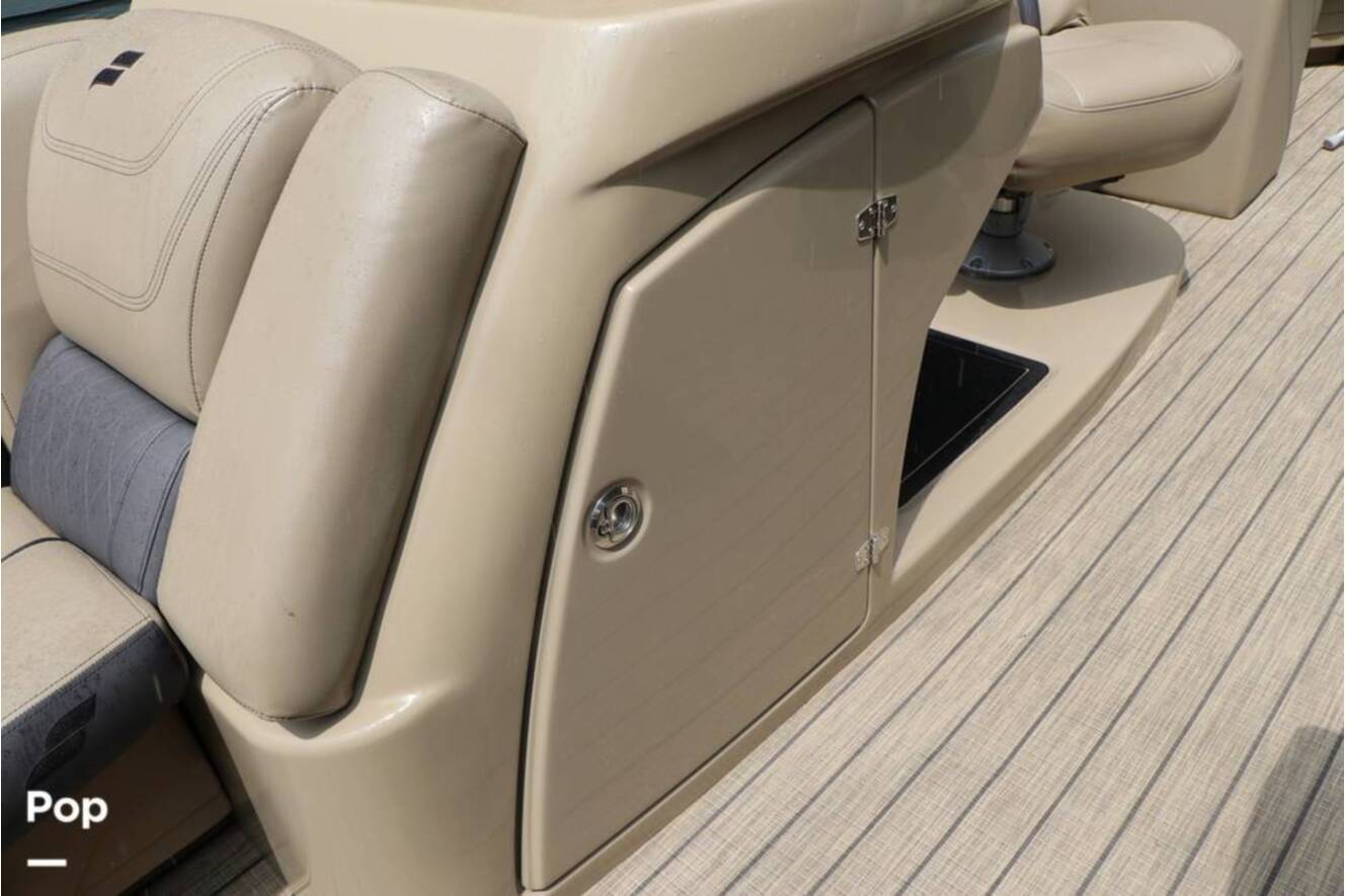 A photo of this 2022 Starcraft SLS-3