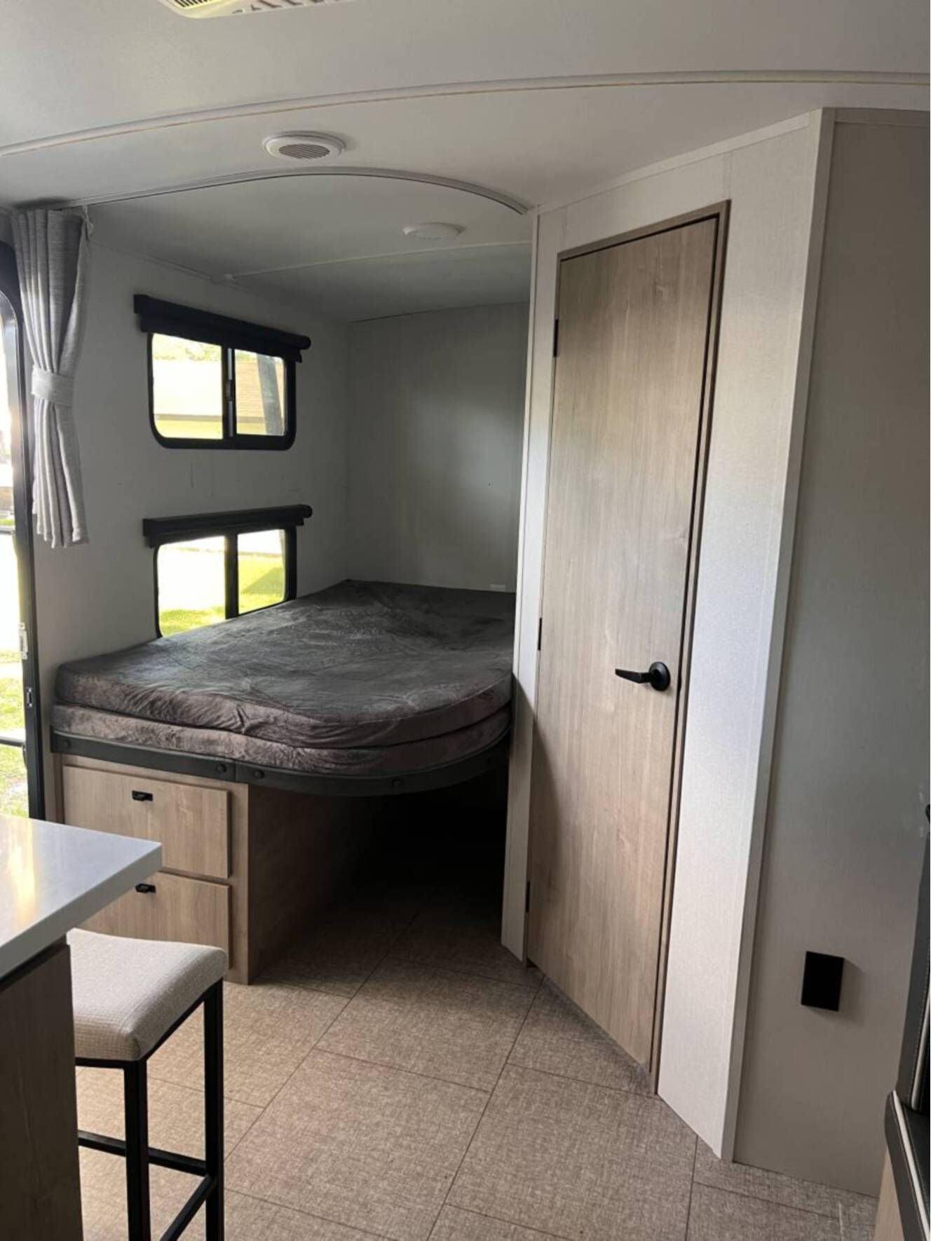 A photo of this 2025 Grand Design GRAND DESIGN IMAGINE 2470BH