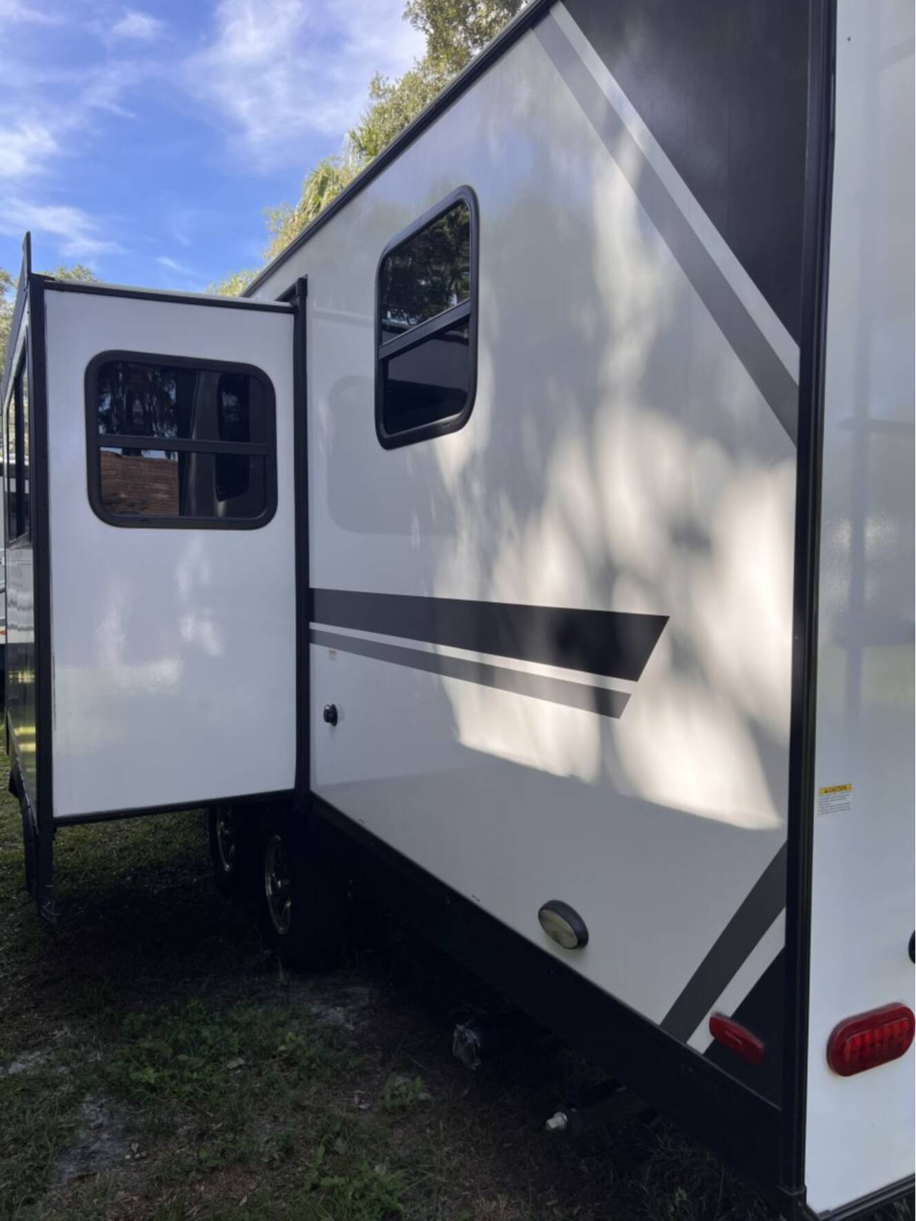 A photo of this 2025 Grand Design GRAND DESIGN IMAGINE 2470BH