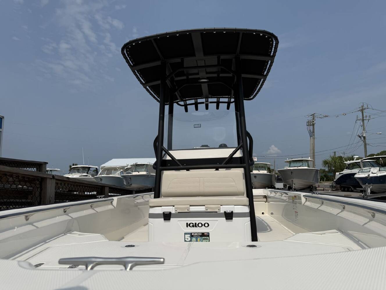 A photo of this 2027 Boston Whaler 210 Montauk