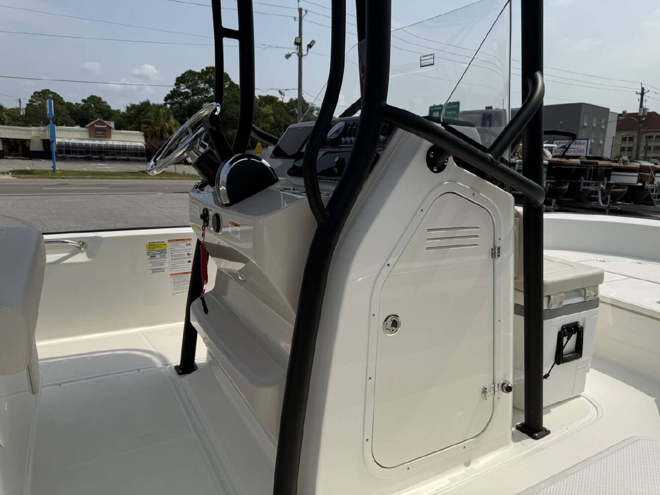 A photo of this 2027 Boston Whaler 210 Montauk