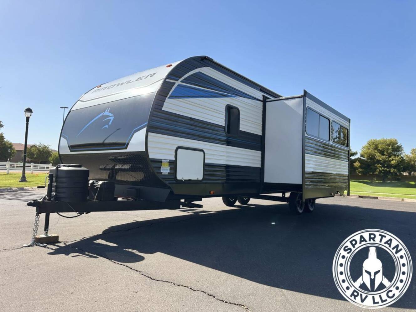 A photo of this 2025 Heartland Prowler 3005QBX