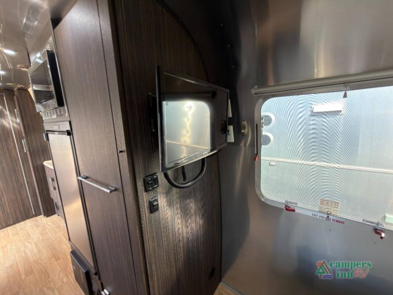 A photo of this 2019 Airstream International Signature 23FB