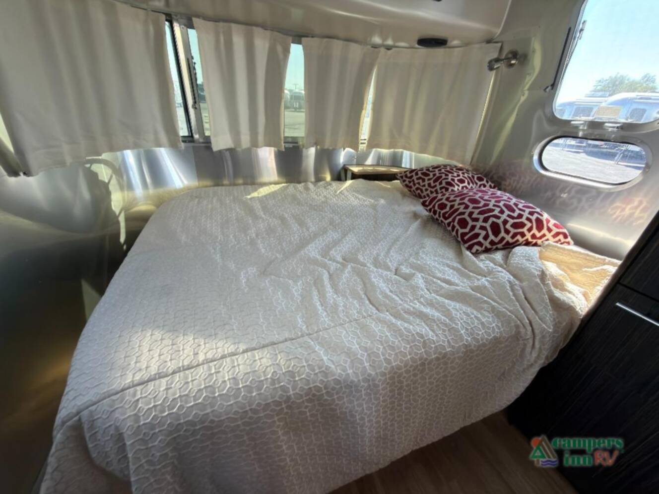 A photo of this 2019 Airstream International Signature 23FB