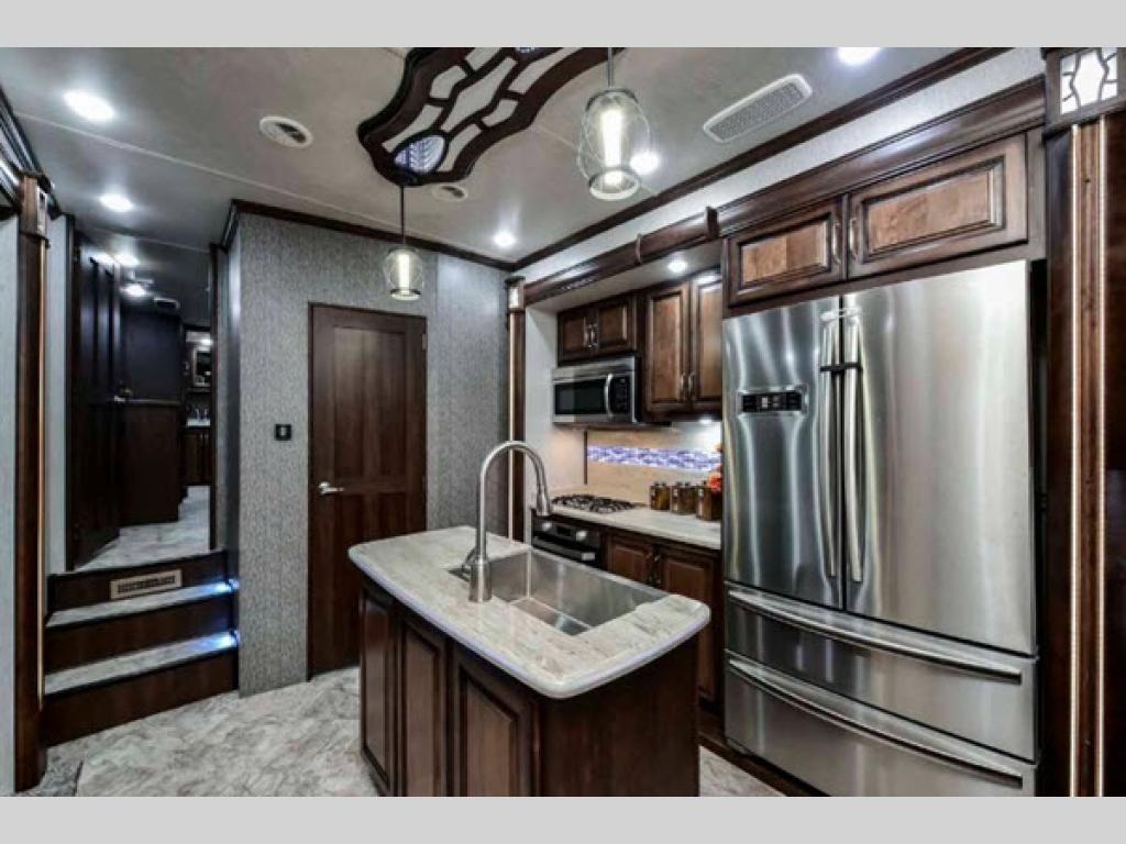 2019 Heartland Landmark 365 Lafayette LM LAFAYETTE in missoula MT