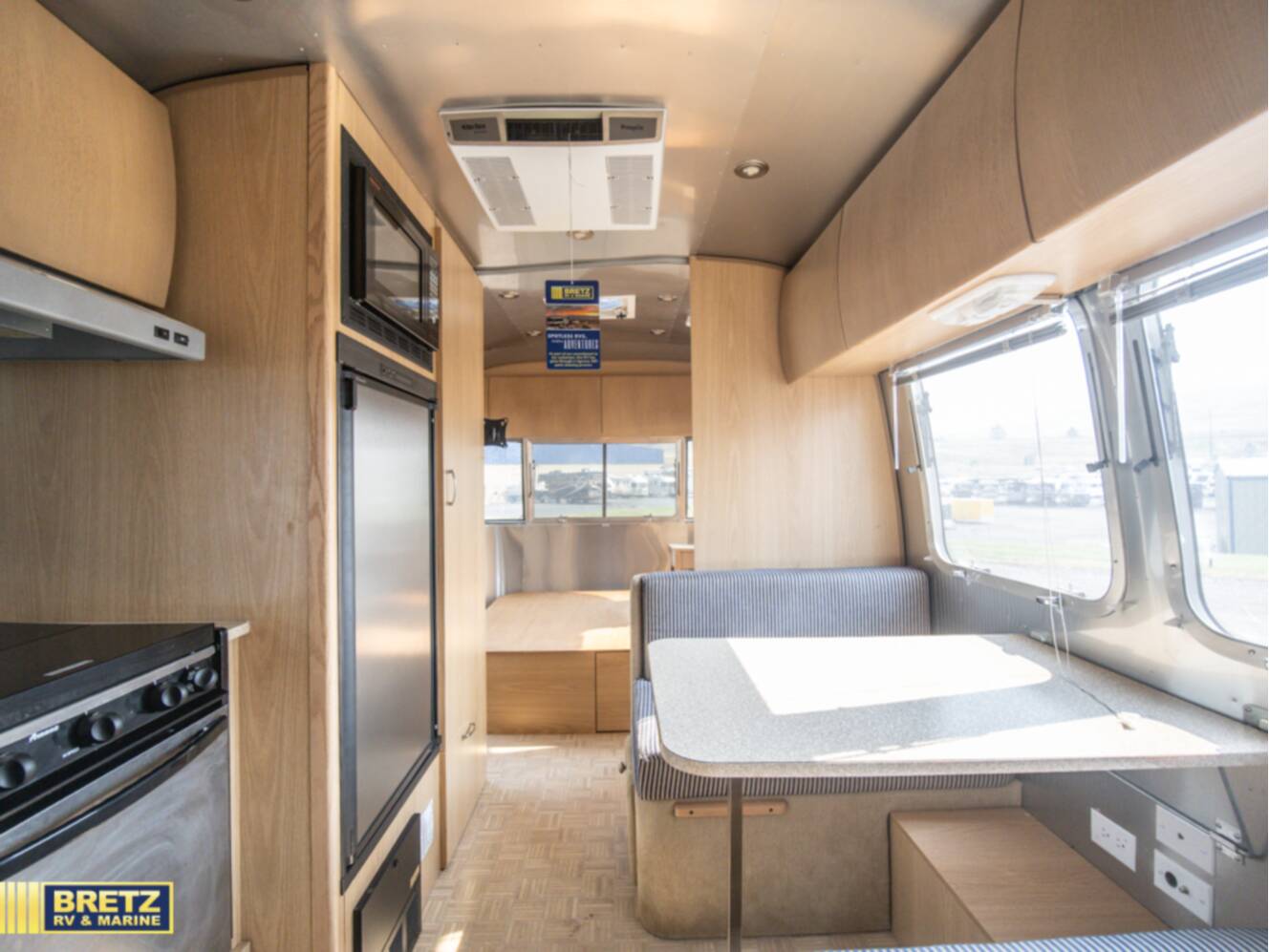 A photo of this 2008 Airstream AIRSTREAM SAFARI 23SE