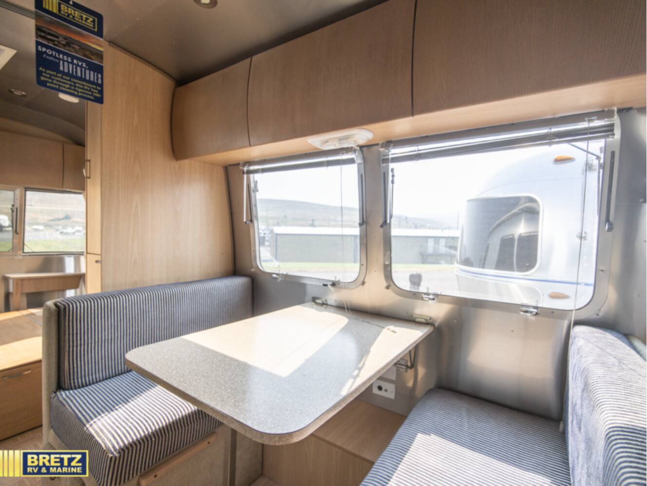 A photo of this 2008 Airstream AIRSTREAM SAFARI 23SE