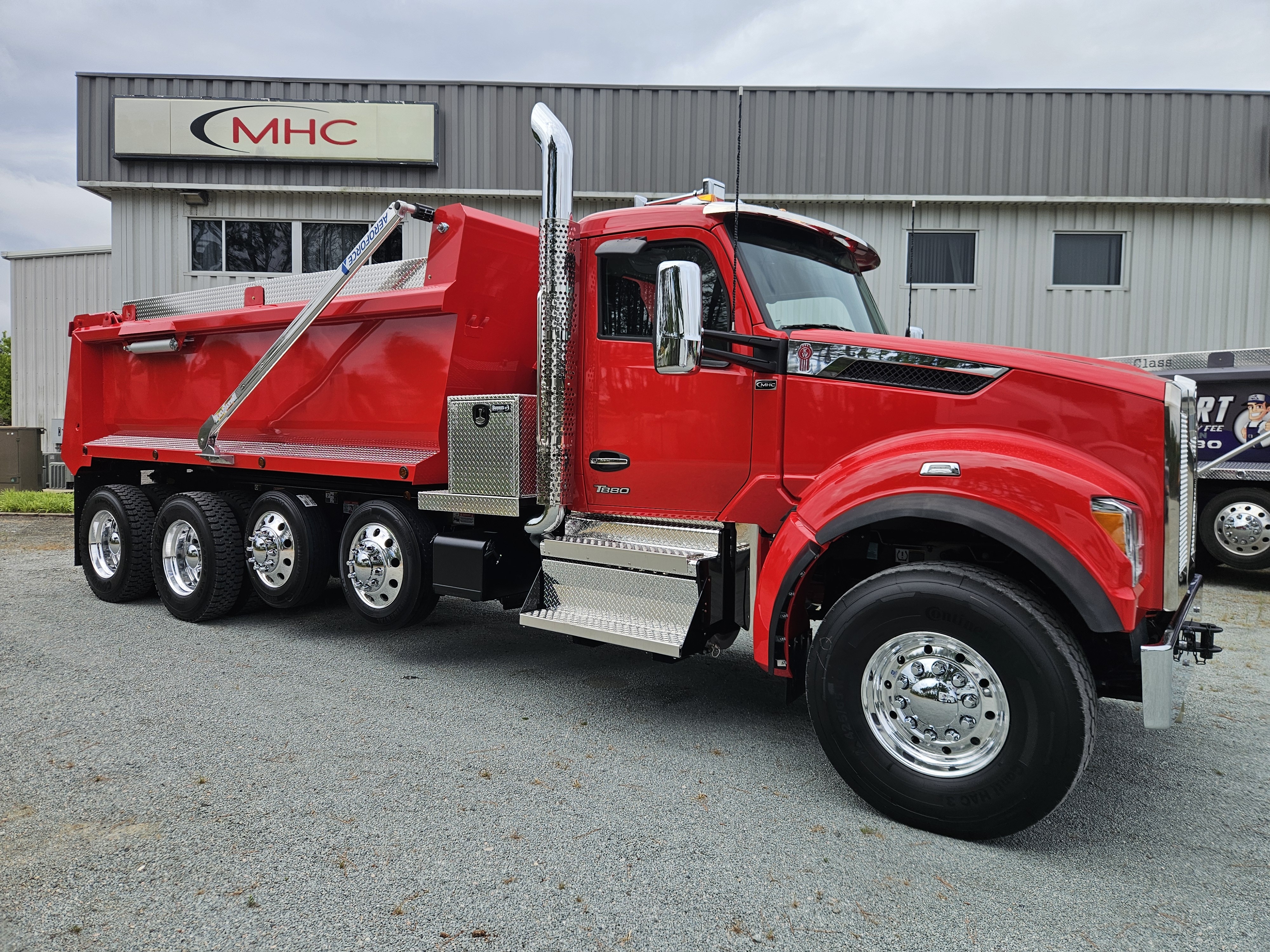 2027 KENWORTH T880S PH in Durham, NC