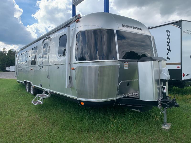2019 Airstream Classic 33FB in wisconsin rapids WI