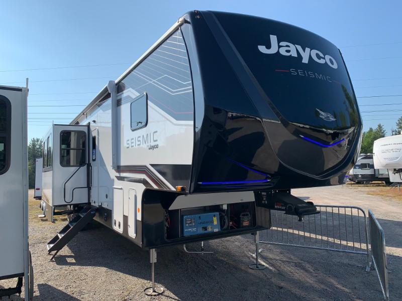 2026 Jayco Seismic 395 in wisconsin rapids WI