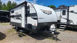 2022 FOREST RIVER WILDWOOD FSX 176QBHK
