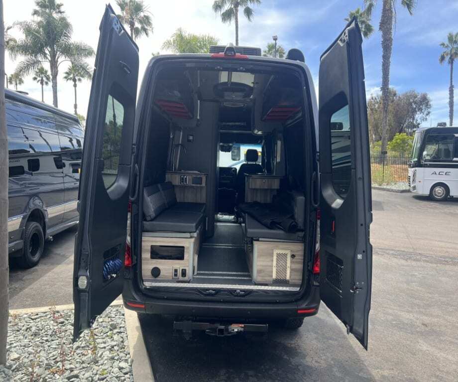 2025 Airstream INTERSTATE 19X E-1 in san diego CA