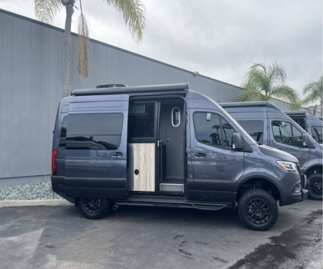 A photo of this 2025 Airstream INTERSTATE 19X E-1