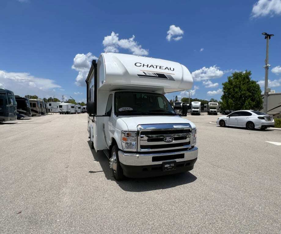 2027 Thor Motor Coach CHATEAU 19X in fort myers FL