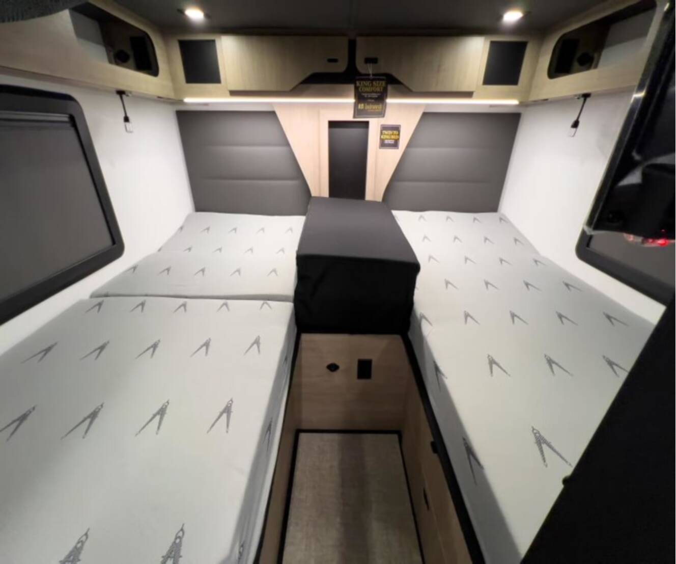 A photo of this 2026 Grand Design LINEAGE SERIES M 25TK-FBP