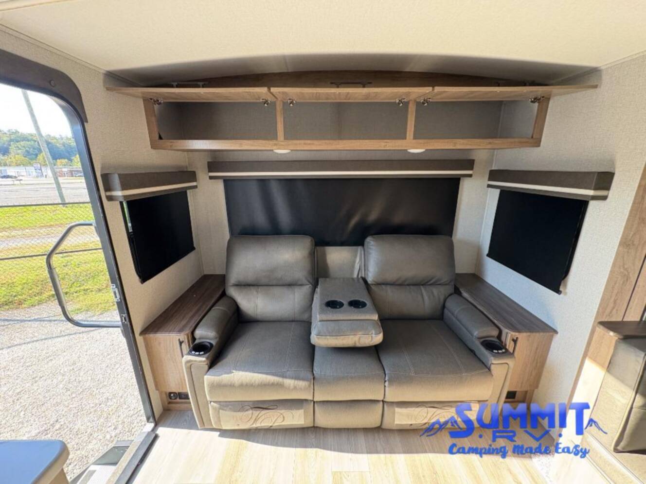 A photo of this 2024 Grand Design Imagine 2500RL