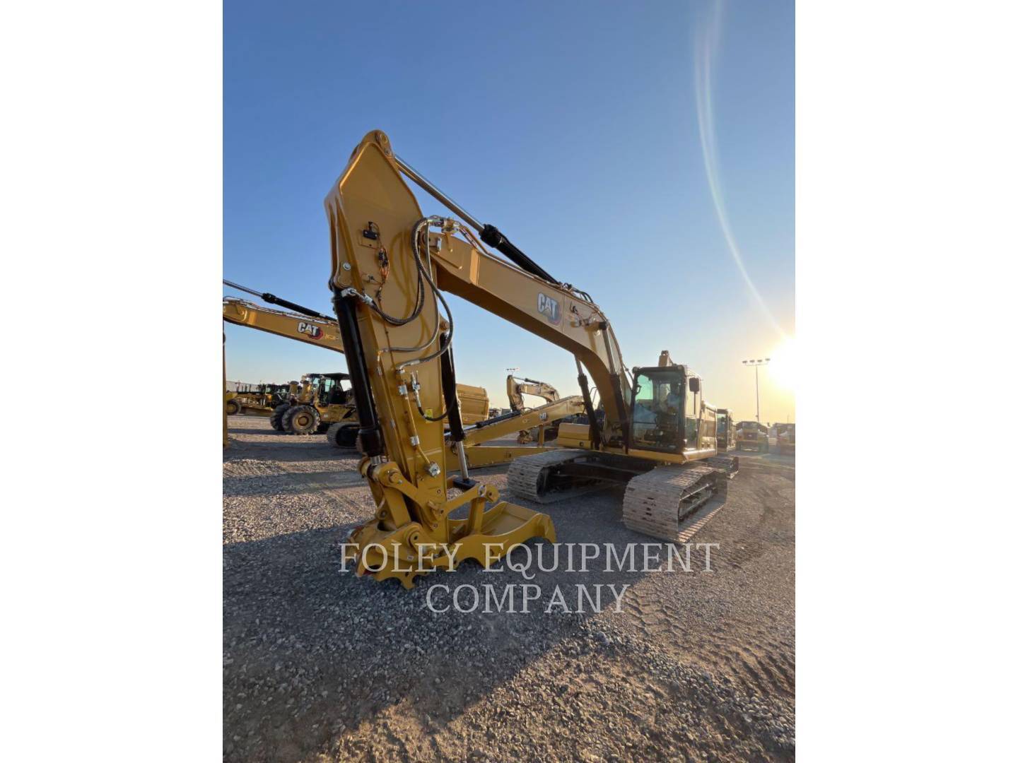 2025 CAT 330-0710X in Wichita, KS
