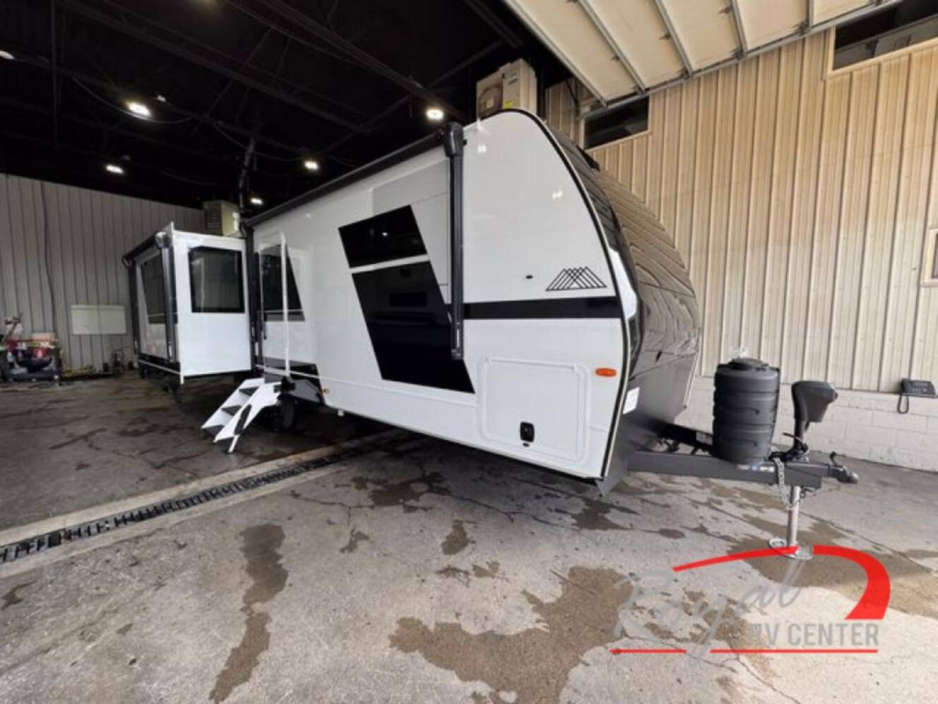 A photo of this 2027 Brinkley Model I 280