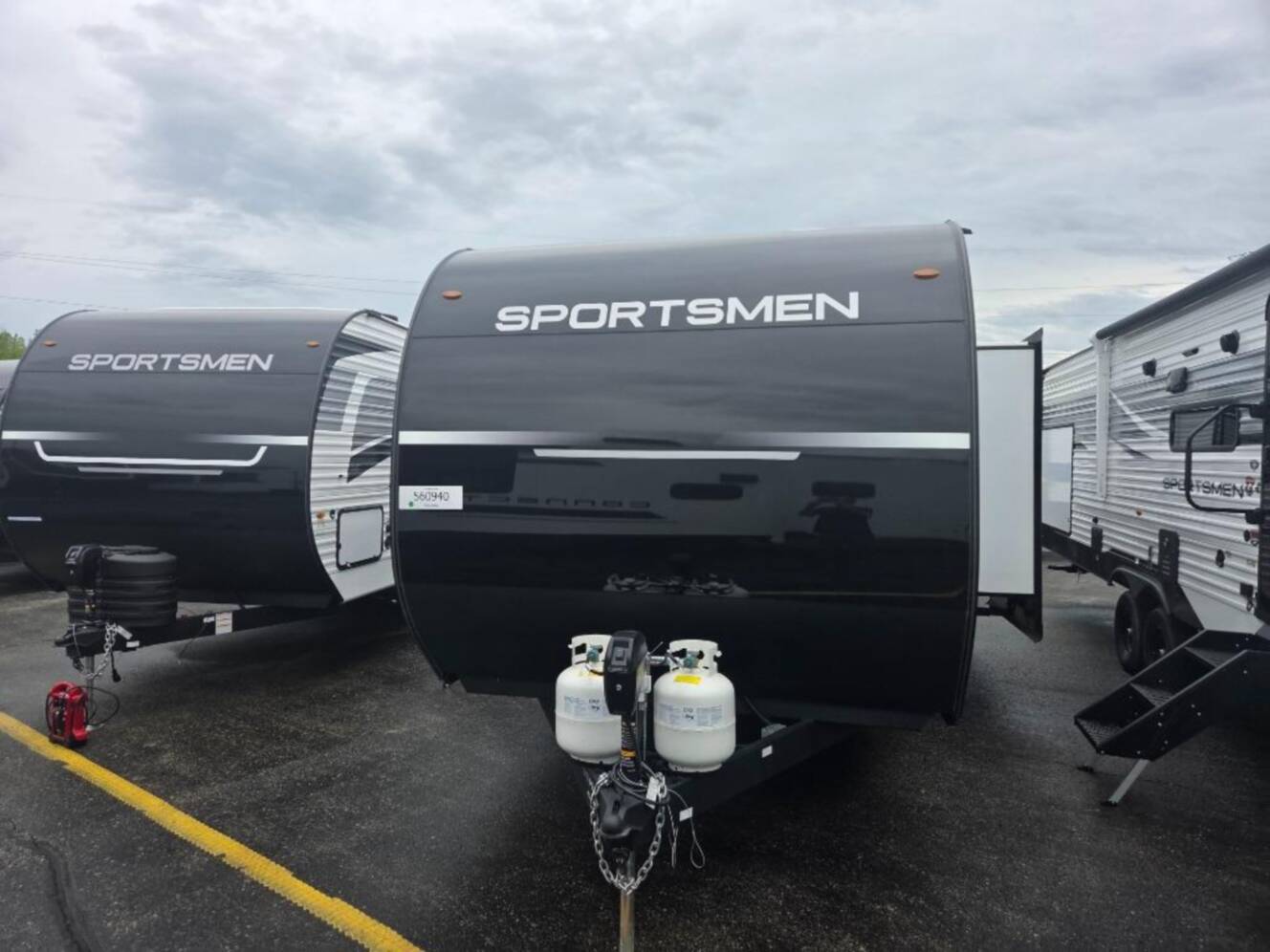 A photo of this 2026 Kz Sportsmen Select 261BHSL