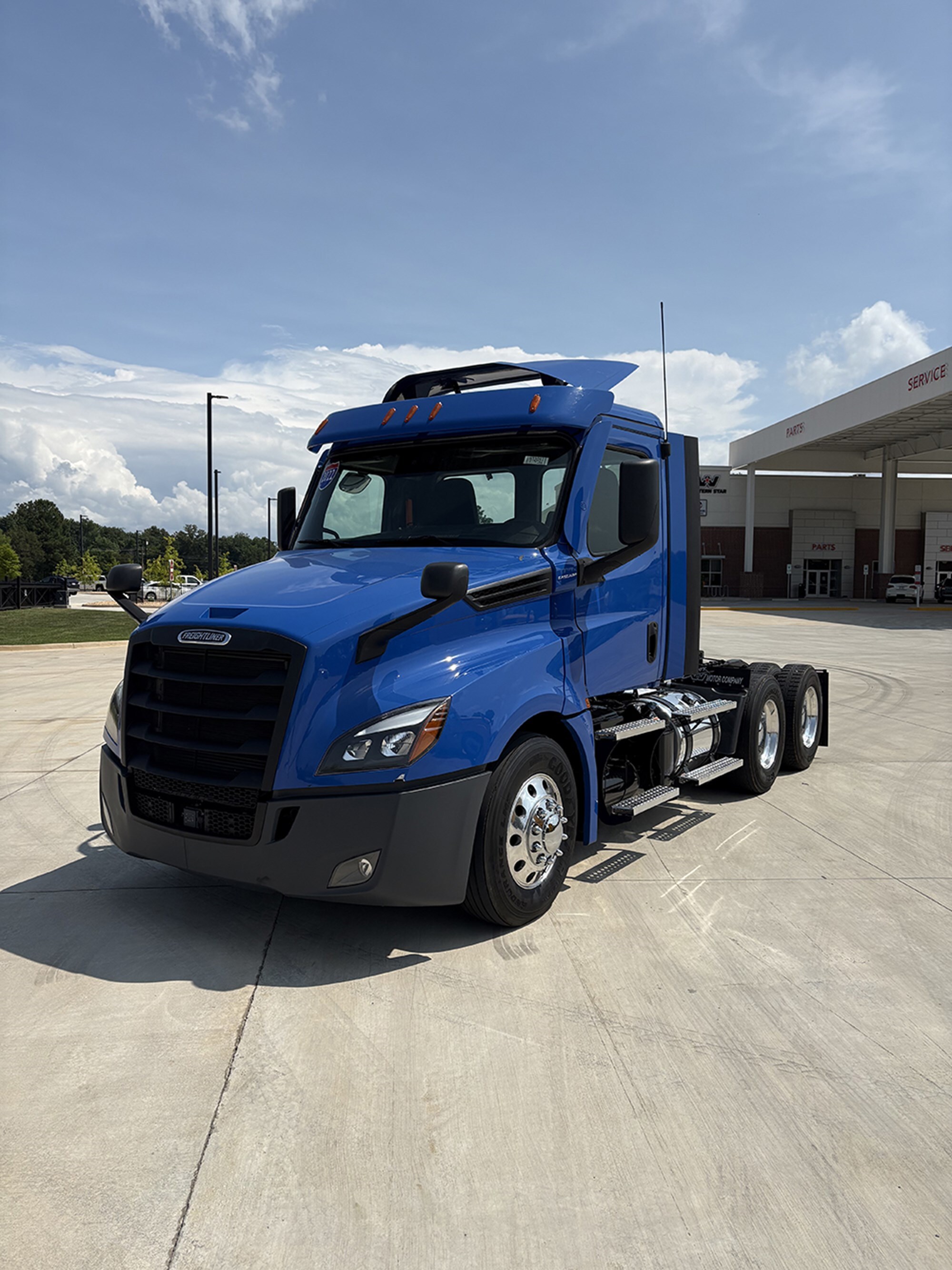 2022 FREIGHTLINER CASCADIA 126 in Rock Hill, SC