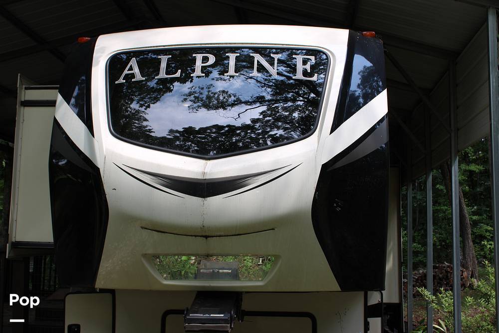 2018 Keystone Alpine 3801FK in nebo NC